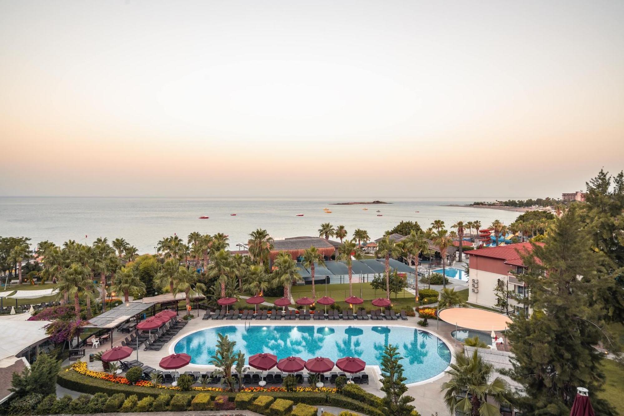 Justiniano Deluxe Resort Okurcalar Ngoại thất bức ảnh