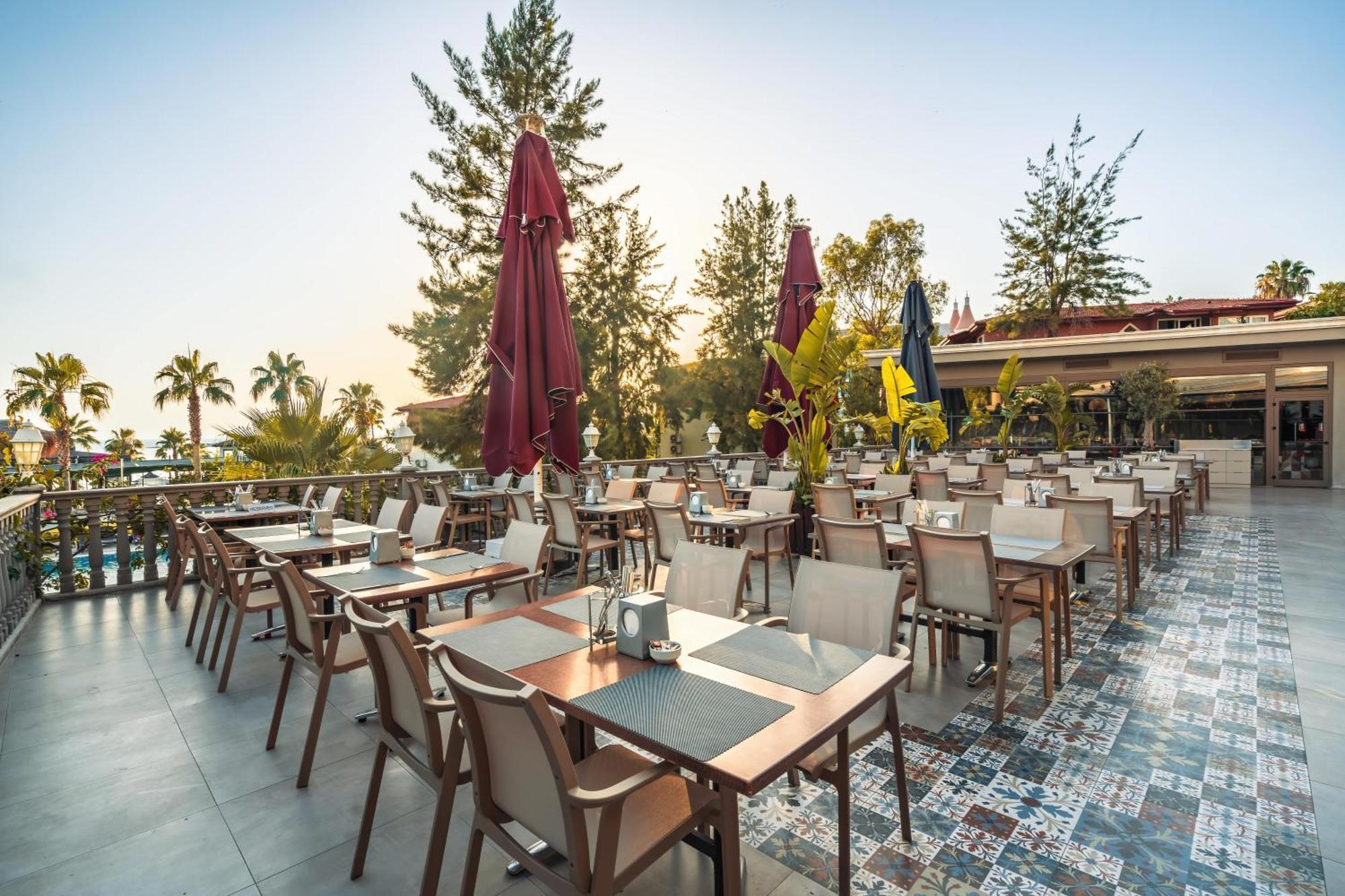 Justiniano Deluxe Resort Okurcalar Ngoại thất bức ảnh